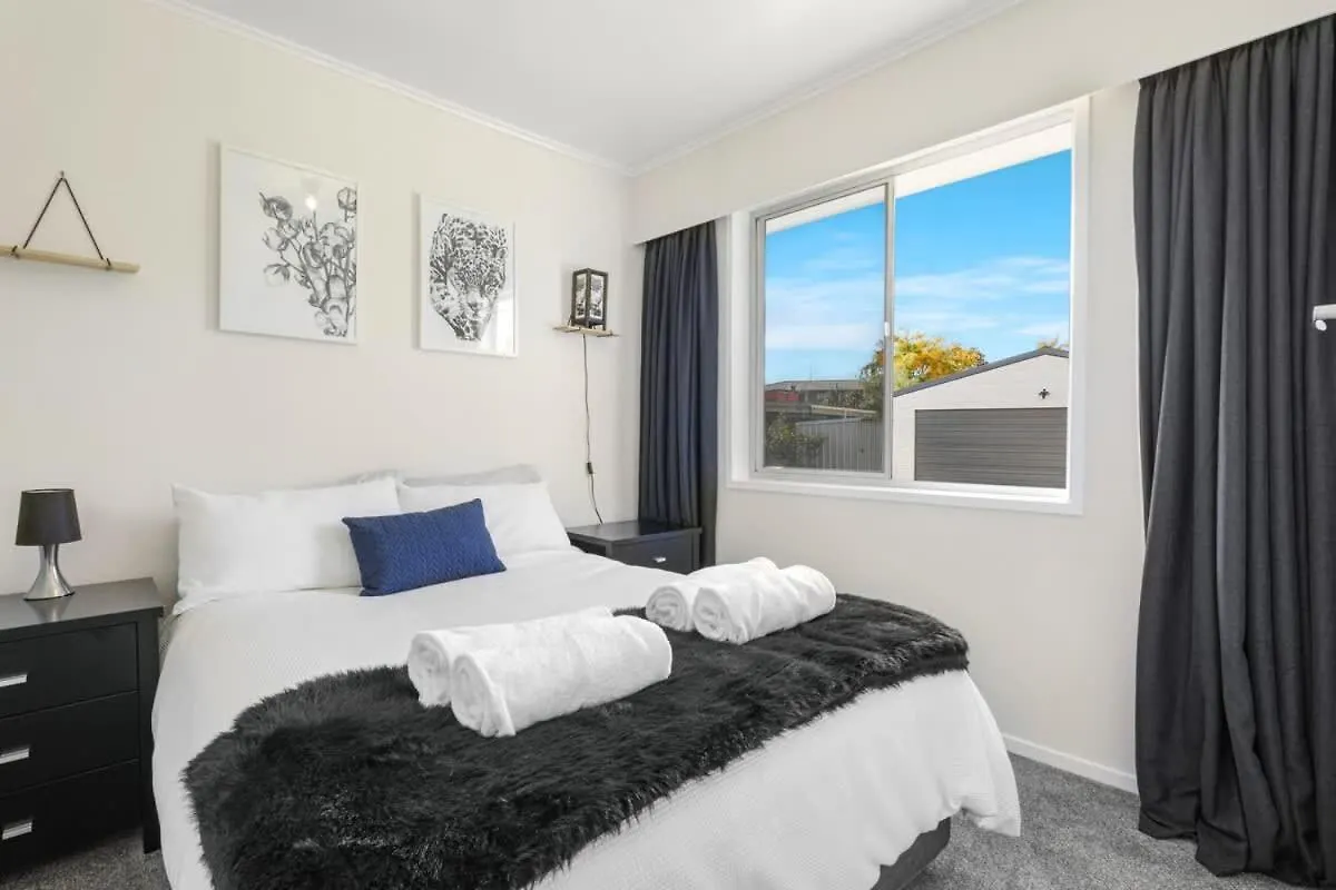 Holiday home Sunny Inn Tawavale Rotorua